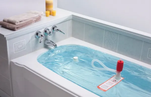 100 Gallon Collapsable Water Storage Container, "Water Bob" - image by Water Bob company. This is the tub water storage container we fill up whenever there's an impending winter storm. #WaterStorageContainers #100GallonWaterStorageContainers #IndoorWaterStorage #CollapsableWaterStorageContainer #EmergencyPreparedness #GardensAll.com #BestWaterStorageContainers #LargeCapacityWaterStorage